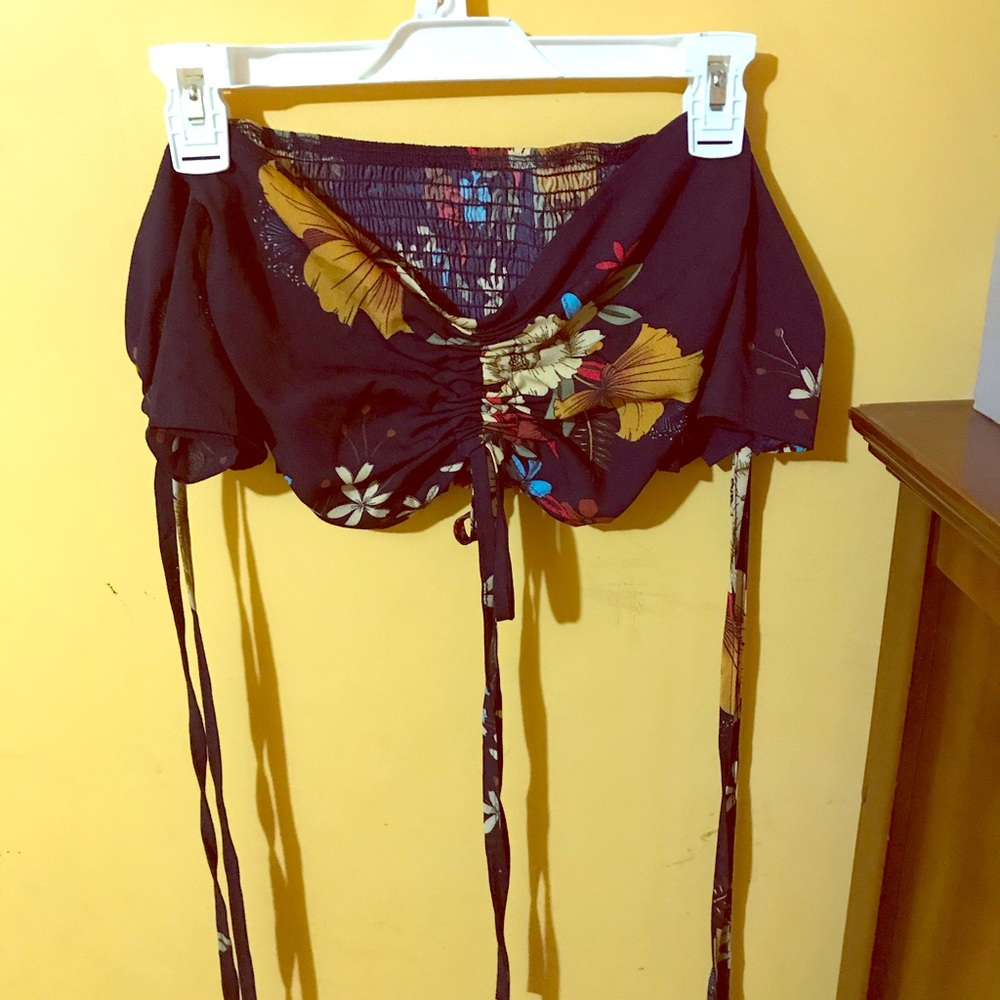 Two piece floral set. Shorts and top